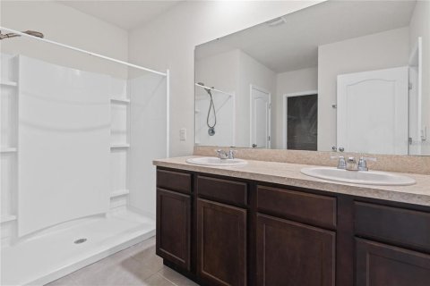 Casa en alquiler en Haines City, Florida, 4 dormitorios, 173.45 m2 № 1912249 - foto 9