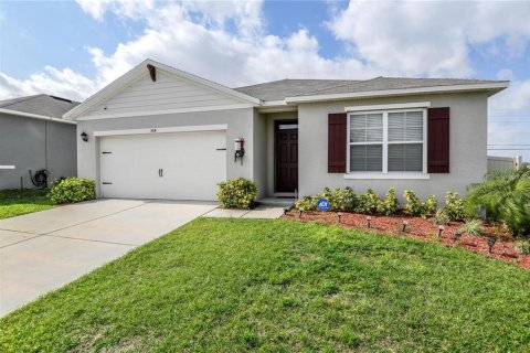 Casa en alquiler en Haines City, Florida, 4 dormitorios, 173.45 m2 № 1912249 - foto 2