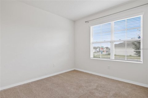 Casa en alquiler en Haines City, Florida, 4 dormitorios, 173.45 m2 № 1912249 - foto 10