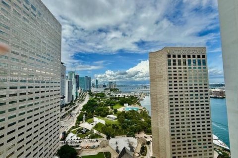 Condominio en alquiler en Miami, Florida, 1 dormitorio, 78.6 m2 № 1944451 - foto 18