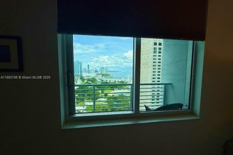 Condominio en alquiler en Miami, Florida, 1 dormitorio, 78.6 m2 № 1944451 - foto 17