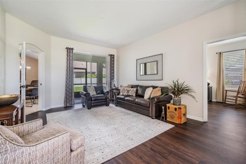 Casa en venta en Trinity, Florida, 4 dormitorios, 208.29 m2 № 1846508 - foto 11