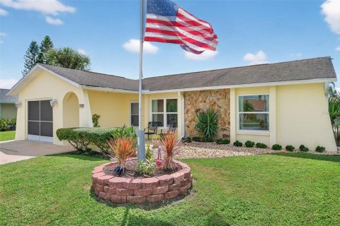 Villa ou maison à vendre à Hudson, Floride: 2 chambres, 122.63 m2 № 1910047 - photo 3