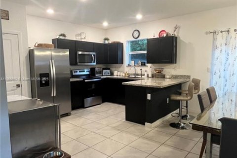 Купить таунхаус в Хомстед, Флорида 4 спальни, 178.74м2, № 1979294 - фото 5