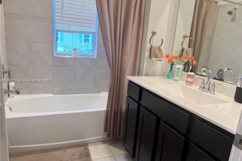 Купить таунхаус в Хомстед, Флорида 4 спальни, 178.74м2, № 1979294 - фото 22