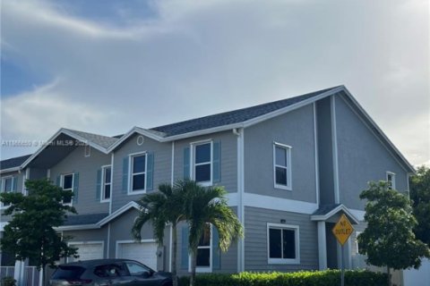 Купить таунхаус в Хомстед, Флорида 4 спальни, 178.74м2, № 1979294 - фото 2