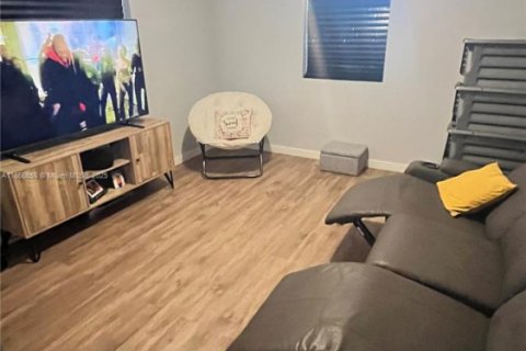 Купить таунхаус в Хомстед, Флорида 4 спальни, 178.74м2, № 1979294 - фото 14