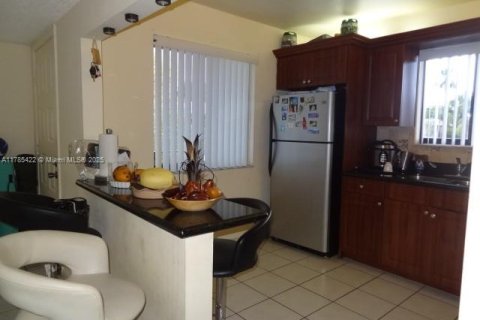 Condo in Weston, Florida, 2 bedrooms  № 1862796 - photo 7