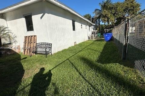 Снять в аренду виллу или дом в Майами, Флорида 4 спальни, 151.06м2, № 2002609 - фото 9