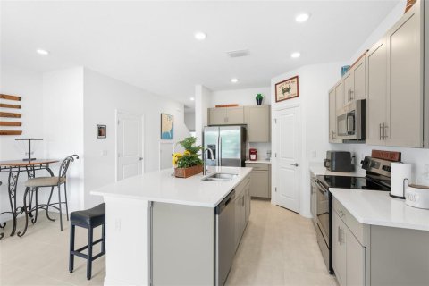 Touwnhouse à louer à Nokomis, Floride: 3 chambres, 131.18 m2 № 2431783 - photo 8