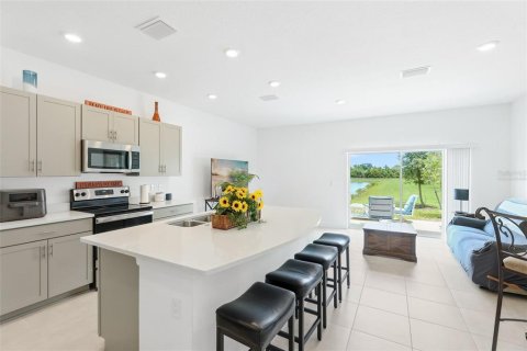 Touwnhouse à louer à Nokomis, Floride: 3 chambres, 131.18 m2 № 2431783 - photo 5