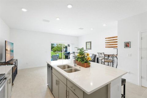 Touwnhouse à louer à Nokomis, Floride: 3 chambres, 131.18 m2 № 2431783 - photo 7
