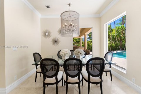 Villa ou maison à louer à Sunny Isles Beach, Floride: 6 chambres, 387.12 m2 № 2269538 - photo 10