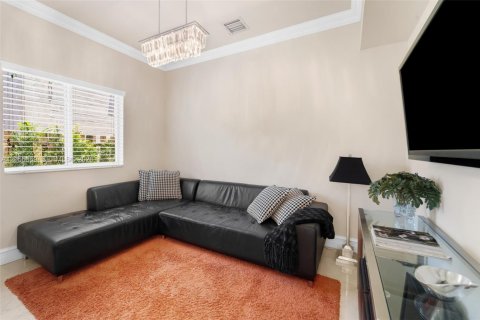 Villa ou maison à louer à Sunny Isles Beach, Floride: 6 chambres, 387.12 m2 № 2269538 - photo 15