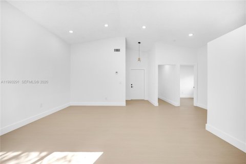 Casa en venta en Homestead, Florida, 3 dormitorios, 110.65 m2 № 2055307 - foto 26