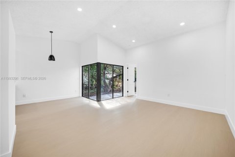 Casa en venta en Homestead, Florida, 3 dormitorios, 110.65 m2 № 2055307 - foto 25