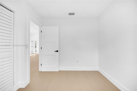 Casa en venta en Homestead, Florida, 3 dormitorios, 110.65 m2 № 2055307 - foto 19