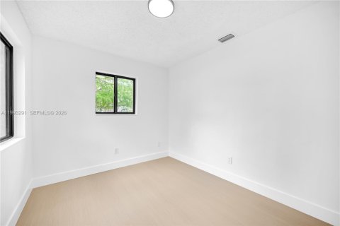 Casa en venta en Homestead, Florida, 3 dormitorios, 110.65 m2 № 2055307 - foto 15