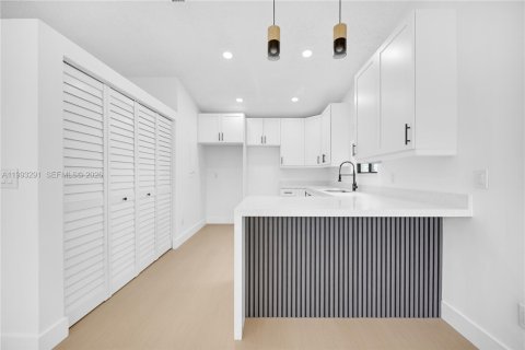 Casa en venta en Homestead, Florida, 3 dormitorios, 110.65 m2 № 2055307 - foto 8