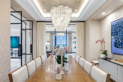 House in Palm Beach, Florida 5 bedrooms, 740.71 sq.m. № 2171905 - photo 6