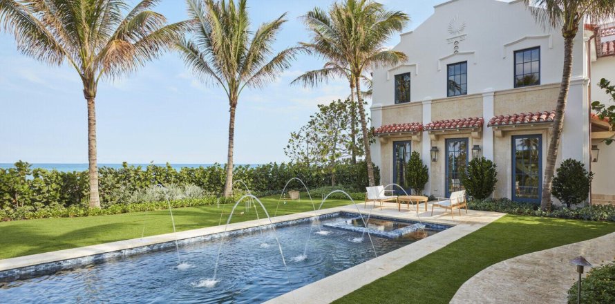 House in Palm Beach, Florida 5 bedrooms, 740.71 sq.m. № 2171905