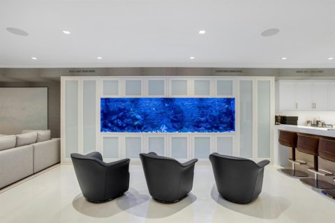 House in Palm Beach, Florida 5 bedrooms, 740.71 sq.m. № 2171905 - photo 29