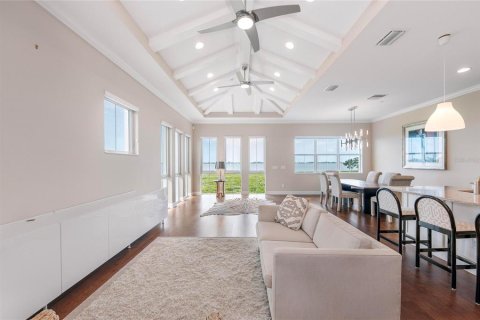 Condo in Bradenton, Florida, 2 bedrooms № 2093819 - photo 16