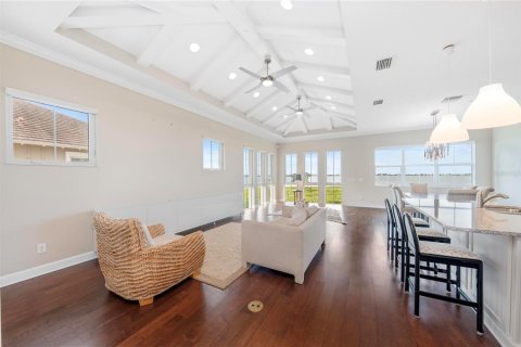 Condo in Bradenton, Florida, 2 bedrooms № 2093819 - photo 12