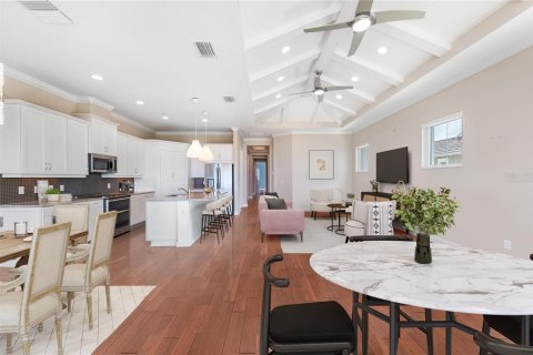 Condo in Bradenton, Florida, 2 bedrooms № 2093819 - photo 19