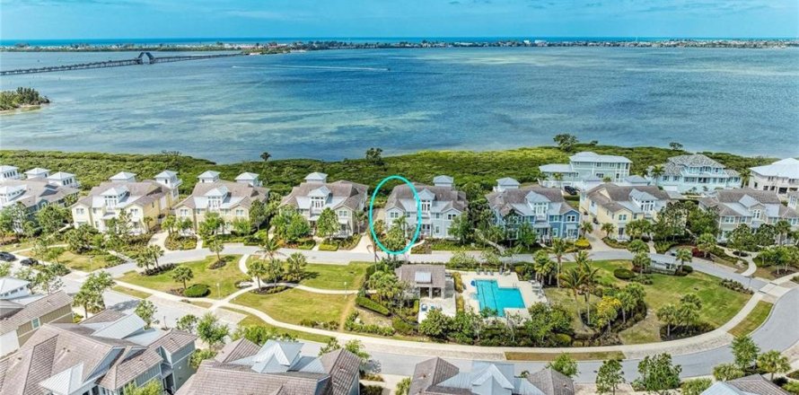 Condo in Bradenton, Florida, 2 bedrooms № 2093819