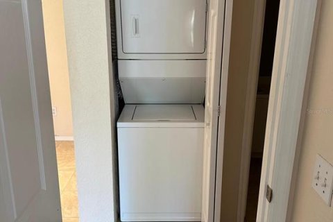 Condominio en venta en Sarasota, Florida, 1 dormitorio, 53.51 m2 № 2354159 - foto 8