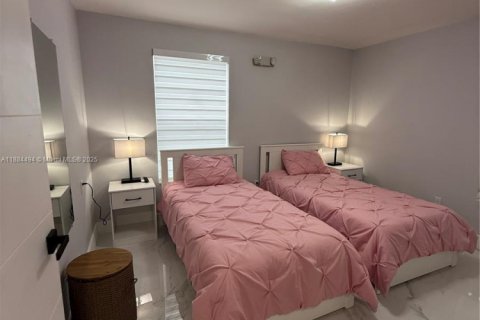 Villa ou maison à vendre à Homestead, Floride: 4 chambres, 172.8 m2 № 1931066 - photo 22