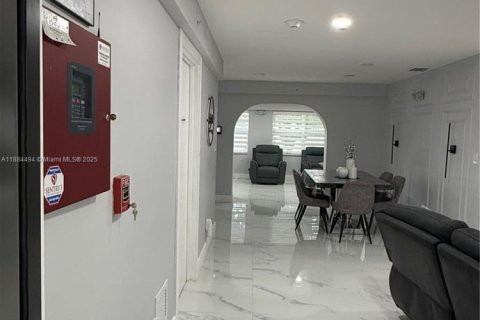 Villa ou maison à vendre à Homestead, Floride: 4 chambres, 172.8 m2 № 1931066 - photo 6