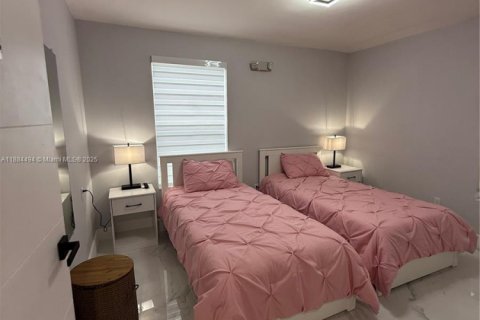 Villa ou maison à vendre à Homestead, Floride: 4 chambres, 172.8 m2 № 1931066 - photo 21
