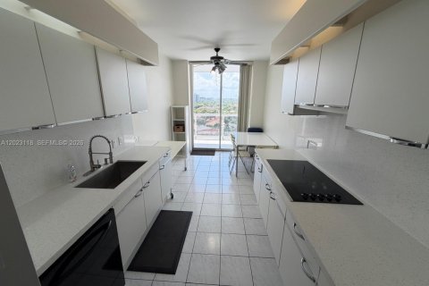 Copropriété à louer à Aventura, Floride: 3 chambres, 208.1 m2 № 2257133 - photo 7