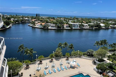 Condo à Aventura, Floride, 3 chambres № 2257133