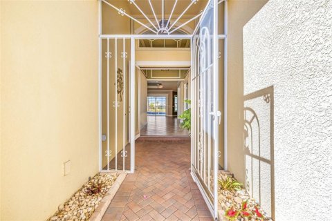 Villa ou maison à vendre à Wimauma, Floride: 4 chambres, 249.81 m2 № 1584811 - photo 6