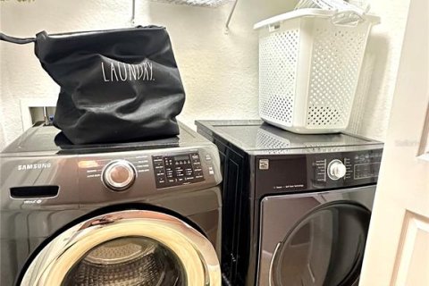 Adosado en alquiler en Orlando, Florida, 3 dormitorios, 155.33 m2 № 1903382 - foto 14