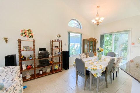 Купить виллу или дом в Тарпон-Спрингс, Флорида 6 комнат, 163.32м2, № 1911396 - фото 13