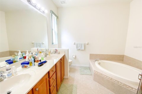 Купить виллу или дом в Тарпон-Спрингс, Флорида 6 комнат, 163.32м2, № 1911396 - фото 17