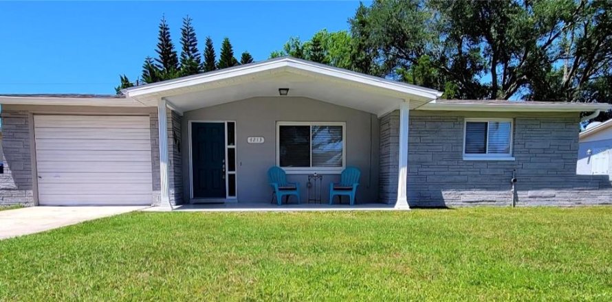 Villa ou maison à Holiday, Floride 2 chambres, 78.04 m2 № 2434984