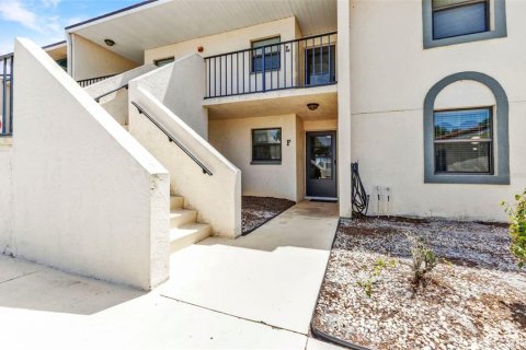 Condo in Punta Gorda, Florida, 2 bedrooms  № 1650414 - photo 6