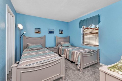 Condo in Punta Gorda, Florida, 2 bedrooms  № 1650414 - photo 9