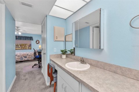 Condo in Punta Gorda, Florida, 2 bedrooms  № 1650414 - photo 27