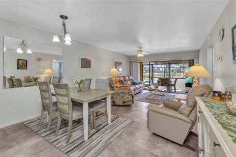 Condo in Punta Gorda, Florida, 2 bedrooms  № 1650414 - photo 15