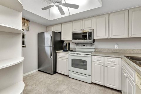 Condo in Punta Gorda, Florida, 2 bedrooms  № 1650414 - photo 12