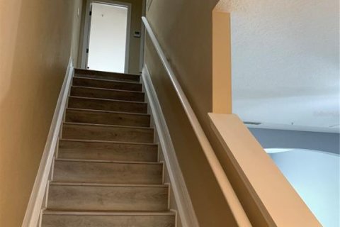 Townhouse in Apopka, Florida 3 bedrooms, 169.64 sq.m. № 1905182 - photo 13