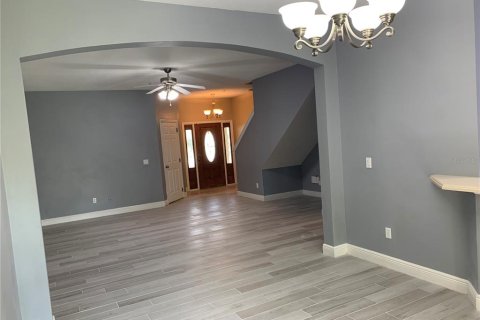 Townhouse in Apopka, Florida 3 bedrooms, 169.64 sq.m. № 1905182 - photo 11