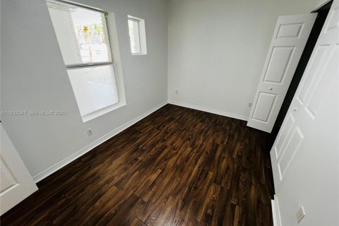 Снять в аренду квартиру в Майами-Бич, Флорида 2 спальни, 102.19м2, № 1990571 - фото 16