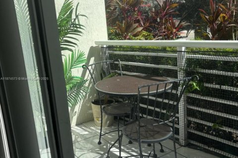 Copropriété à louer à Aventura, Floride: 2 chambres, 101.73 m2 № 1928705 - photo 12